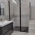 Aux Belles Pierres شقة