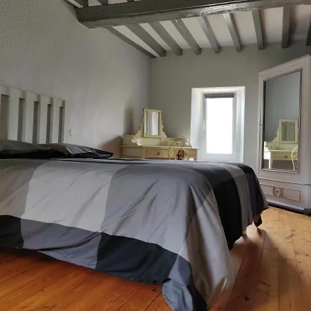 Apartment Aux Belles Pierres